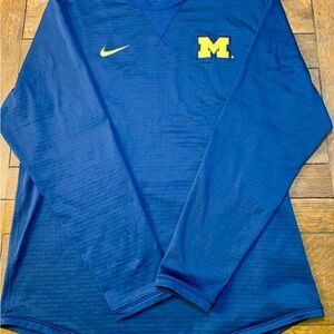 Michigan Men's Nike College Long-Sleeve Top Waffle Thermal